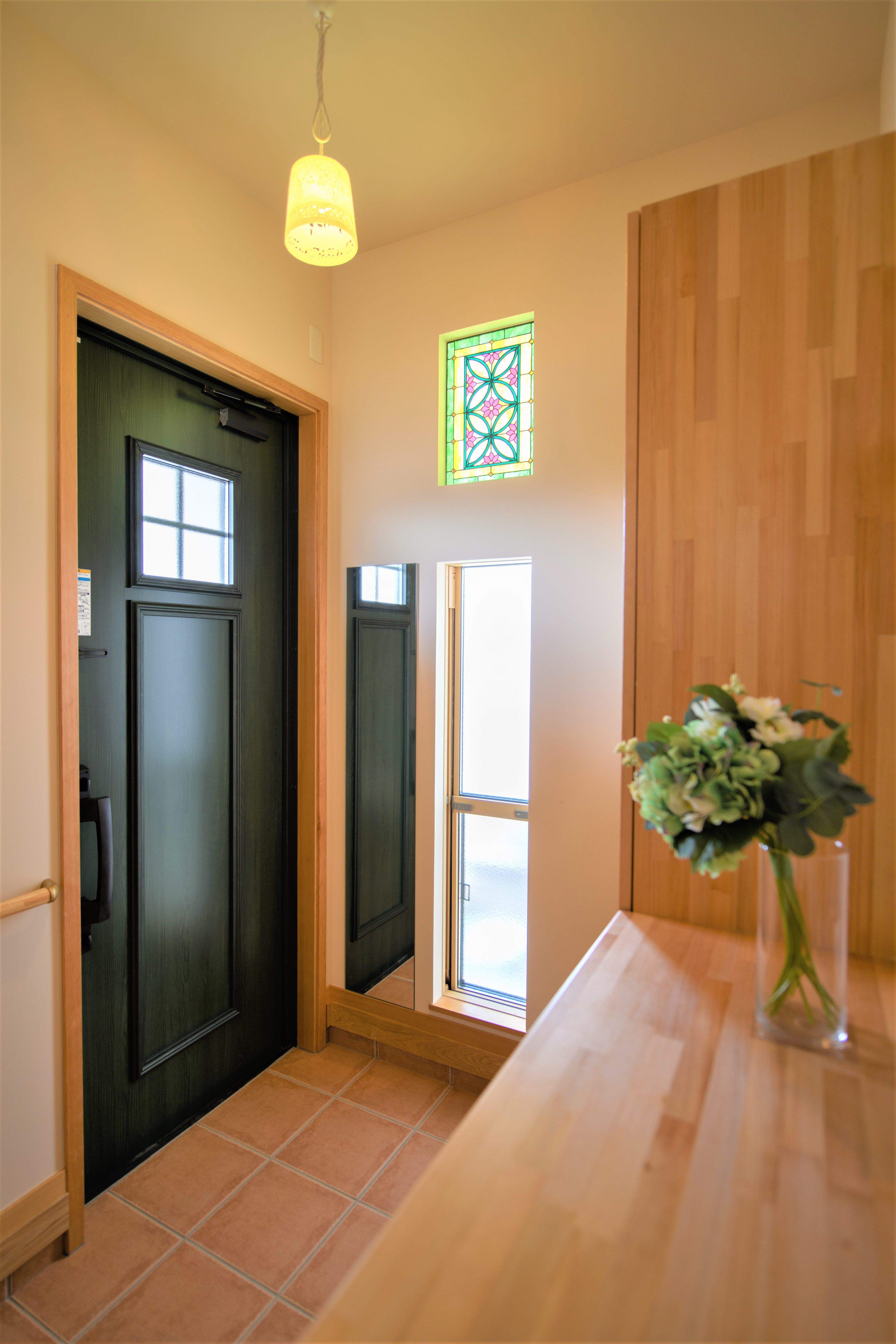 緑色の玄関ドア